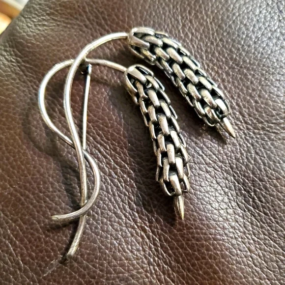 Napier | Jewelry | Napier Moveable Brooch | Poshmark Napier Moveable Brooch main image 0